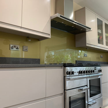 Brass Gold - Metallic Splashback - Bespoke - CreoGlass®