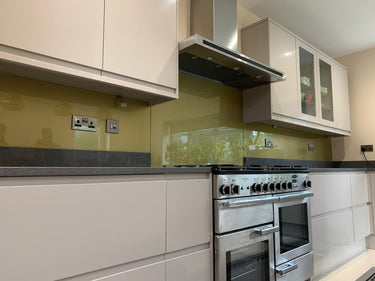 Brass Gold - Metallic Splashback - Bespoke - CreoGlass®