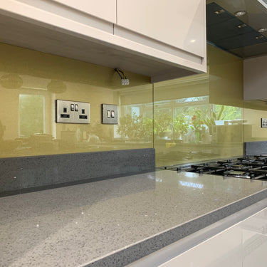 Brass Gold - Metallic Splashback - Bespoke - CreoGlass®