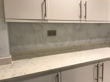 White Marble Printed Glass Splashback – Bespoke - CreoGlass®