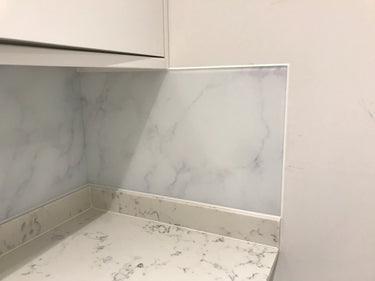 White Marble Printed Glass Splashback – Bespoke - CreoGlass®