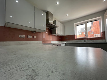Deep Rose - Metallic Splashback - Bespoke - CreoGlass®