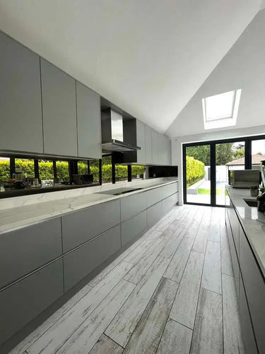 Bronze Toughened Mirror Splashback - Bespoke - CreoGlass®