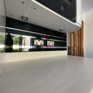 Black - Mirror Striped Splashback - Bespoke - CreoGlass®