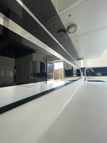 Black - Mirror Striped Splashback - Bespoke - CreoGlass®