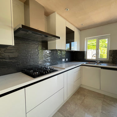 Black Slate - Kiln Splashback - Bespoke - CreoGlass®
