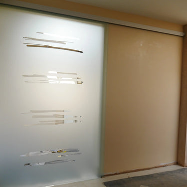 Linear Frost - Single Sliding Glass Door - Frameless - CreoGlass®