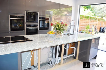 Ice Cracked 10mm Glass Worktop - CreoGlass®