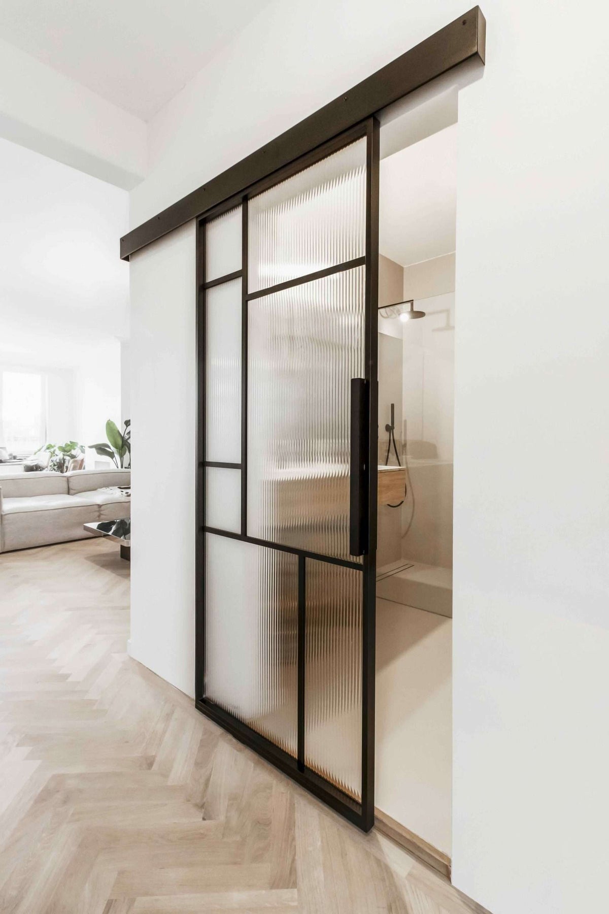 Loft Grid – Single Sliding Glass Door – internal steel and glass door, photo 1