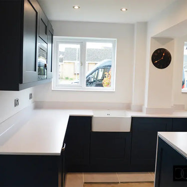 White Plain Colour 10mm Silestone Quartz Worktop - CreoGlass®