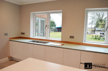 Standard 10mm Scratch Resistant Glass Worktop - CreoGlass®