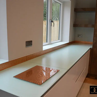 Standard 10mm Scratch Resistant Glass Worktop - CreoGlass®