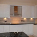 Antelope-Mirror Striped Splashback- Bespoke - CreoGlass®