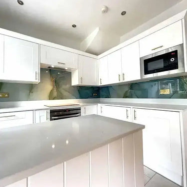 "Joanne" - Onyx Green - Liquid Ink Glass - Bespoke - CreoGlass®