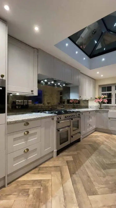 Antique Toughened Mirror - Bronze - splashback - 8 - Bespoke - CreoGlass®