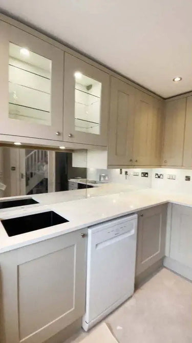 Antique Toughened Mirror - Silver - splashback - 5 - Bespoke - CreoGlass®