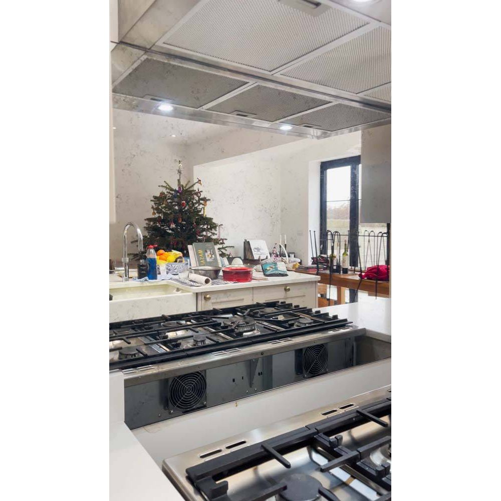 Antique Toughened Mirror - Silver - splashback - 5 - CreoGlass E-Shop