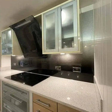 Black to White - Gradient - Splashback - Bespoke - CreoGlass®