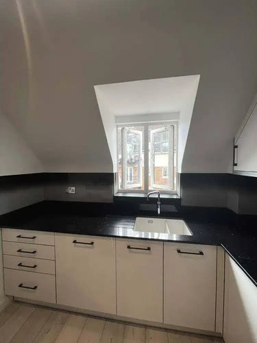 Black to White - Gradient - Splashback - Bespoke - CreoGlass®