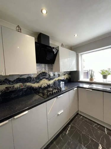 Gold - Famida - Splashback - Bespoke - CreoGlass®