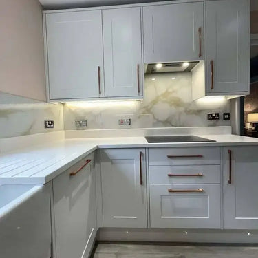 Golden - White Opera Splashback - Bespoke - CreoGlass®