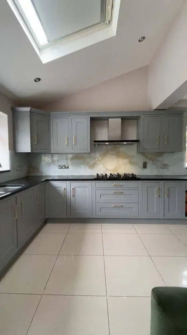 Golden - White Opera Splashback - Bespoke - CreoGlass®
