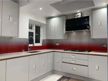 Red to White- Gradient - Splashback - Bespoke - CreoGlass®