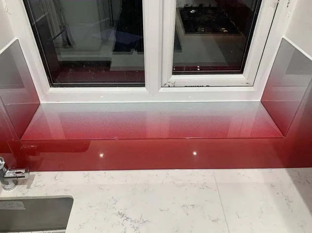 Red to White- Gradient - Splashback - Bespoke - CreoGlass®