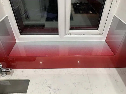 Red to White- Gradient - Splashback - Bespoke - CreoGlass®