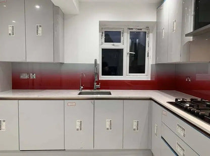 Red to White- Gradient - Splashback - Bespoke - CreoGlass®