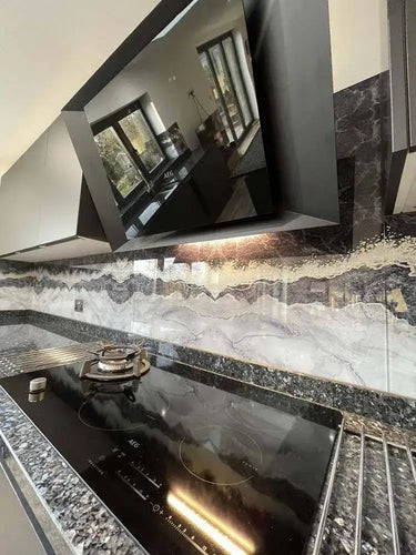 Silver- Famida - Splashback - Bespoke - CreoGlass®