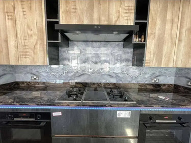 Silver - Grey- Famida - Splashback - Bespoke - CreoGlass®