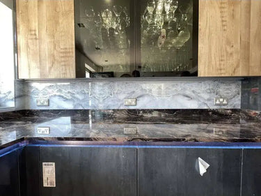 Silver - Grey- Famida - Splashback - Bespoke - CreoGlass®