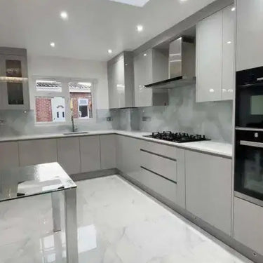 Silver - White Opera Splashback - Bespoke - CreoGlass®