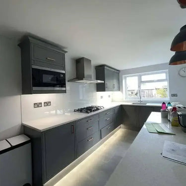 White Colour Glass Splashback - Bespoke - CreoGlass®