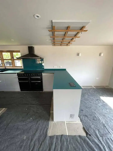Scarab Plain Colour 10mm Scratch Resistant Glass Worktop - CreoGlass®