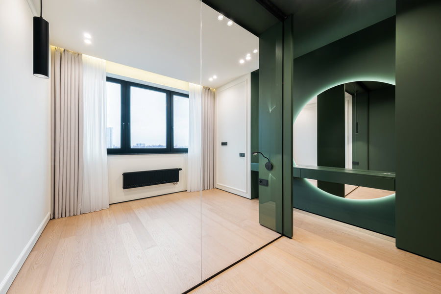 Bronze tinted mirror wall in a contemporary interior