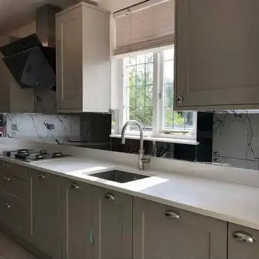 Marble Patterned Toughened Mirror - Silver - Bespoke - CreoGlass®